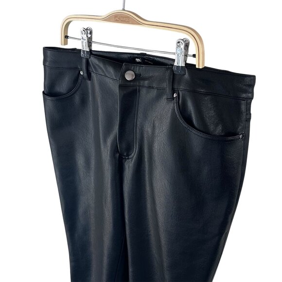 Simons Men - faux leather pants - Picture 2 of 4
